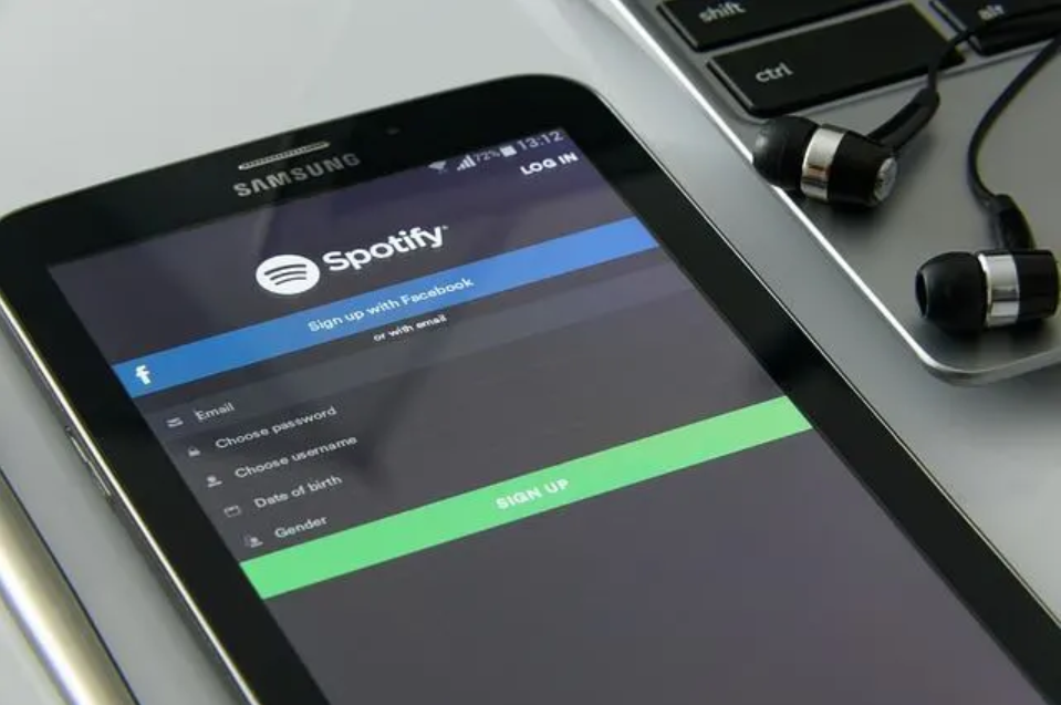 Spotify Keeps Skipping